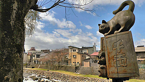 maneki-neko, [lucky cat] Takayama, Japan