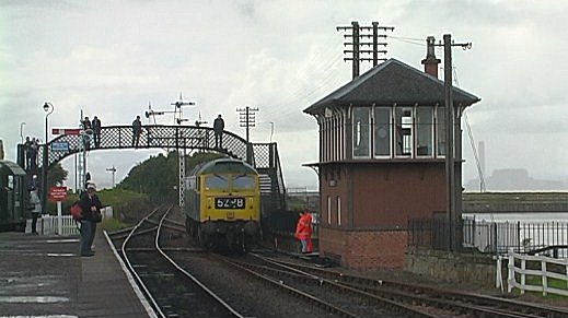 Bo'ness signal box and Class 47