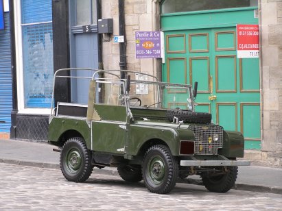 Early Land Rover Edinburgh Greenmarket