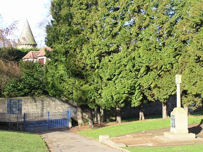 Grove Academy war memorial